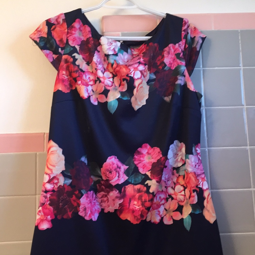 Vince Camuto Flower Summer Dress